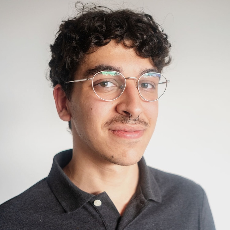 Headshot of Alejandro Derieux-Cerezo