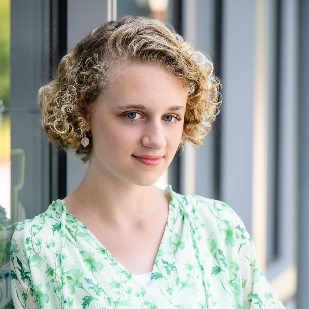 Headshot of Emma Schramm