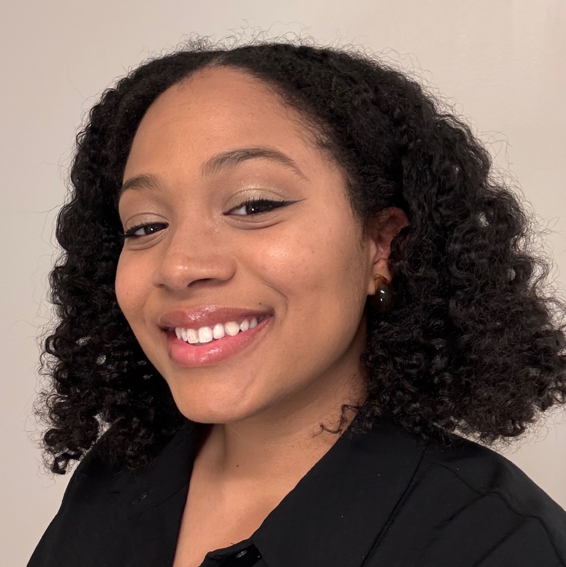 Headshot of Jennifer Celeste